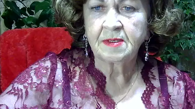 Snapshot of Emma52610 chatting on 25, 11, 2025 Emma52610 online show from 25, 11, 2025