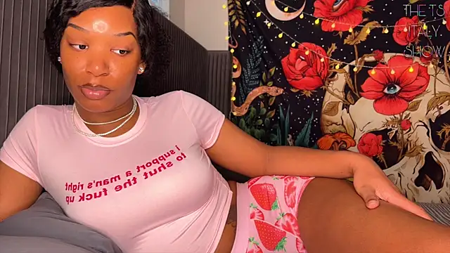 ItalyNayoir online show from 3, 1, 2025