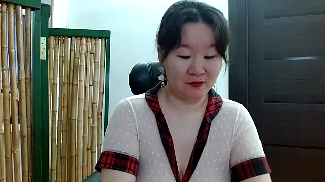 Akira xx online show from 15, 1, 2025