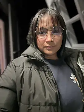 DannaaMeliza online show from 9, 1, 2025