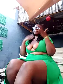 SQUITBOOTY online show from 8, 12, 2024