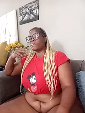 SQUITBOOTY online show from 4, 12, 2025