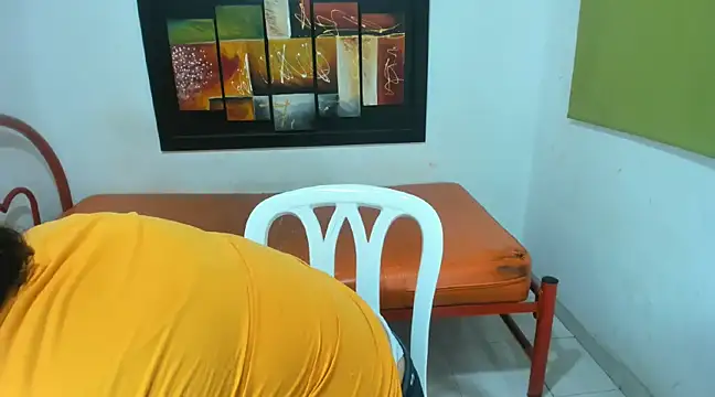 beckyummys online show from 5, 3, 2025