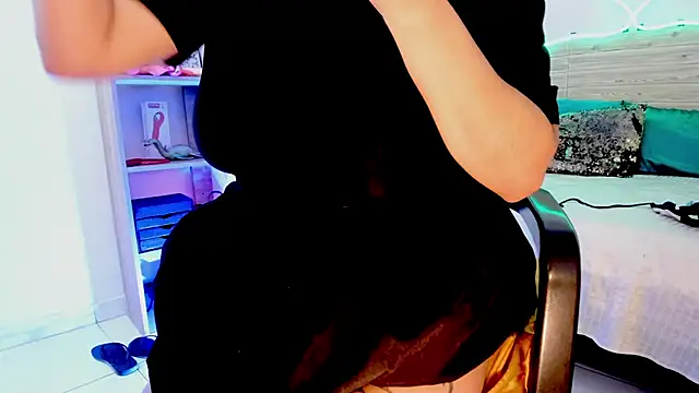 lilahSweet online show from 24, 1, 2025