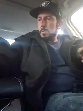 Snapshot of UncutHammer69 chatting on 13, 12, 2024 UncutHammer69 online show from 13, 12, 2024