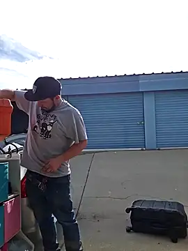 Snapshot of UncutHammer69 chatting on 3, 1, 2025 UncutHammer69 online show from 3, 1, 2025