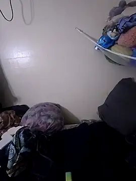 Snapshot of UncutHammer69 chatting on 27, 1, 2025 UncutHammer69 online show from 27, 1, 2025