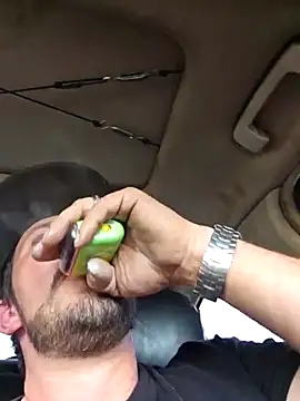 Snapshot of UncutHammer69 chatting on 5, 2, 2025 UncutHammer69 online show from 5, 2, 2025