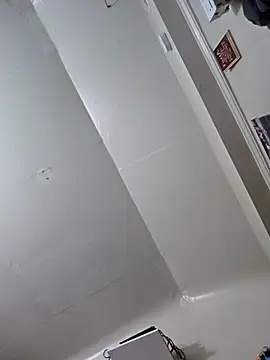 Snapshot of UncutHammer69 chatting on 23, 2, 2025 UncutHammer69 online show from 23, 2, 2025