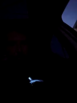 Snapshot of UncutHammer69 chatting on 10, 3, 2025 UncutHammer69 online show from 10, 3, 2025