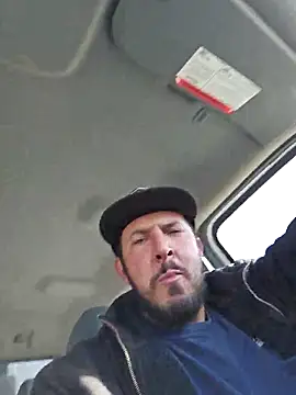 Snapshot of UncutHammer69 chatting on 10, 3, 2025 UncutHammer69 online show from 10, 3, 2025