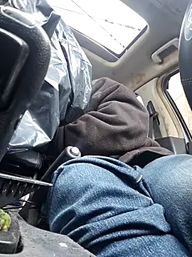 Snapshot of UncutHammer69 chatting on 13, 3, 2025 UncutHammer69 online show from 13, 3, 2025