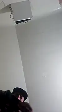 Snapshot of UncutHammer69 chatting on 18, 3, 2025 UncutHammer69 online show from 18, 3, 2025