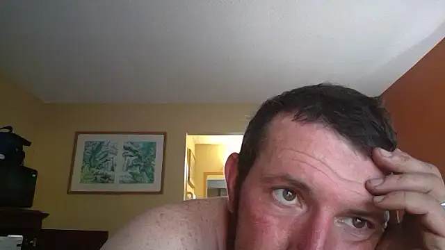 Snapshot of UncutHammer69 chatting on 10, 9, 2025 UncutHammer69 online show from 10, 9, 2025