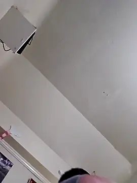 Snapshot of UncutHammer69 chatting on 12, 9, 2025 UncutHammer69 online show from 12, 9, 2025