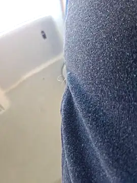 Snapshot of UncutHammer69 chatting on 13, 9, 2025 UncutHammer69 online show from 13, 9, 2025