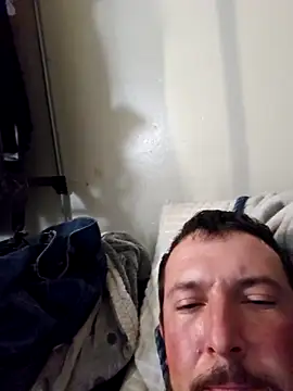 Snapshot of UncutHammer69 chatting on 15, 12, 2025 UncutHammer69 online show from 15, 12, 2025