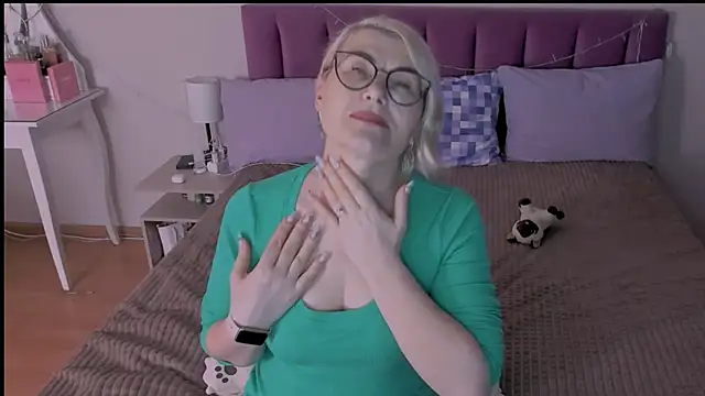 sabrinamacmarren online show from 20, 1, 2025