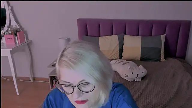 sabrinamacmarren online show from 1, 2, 2025