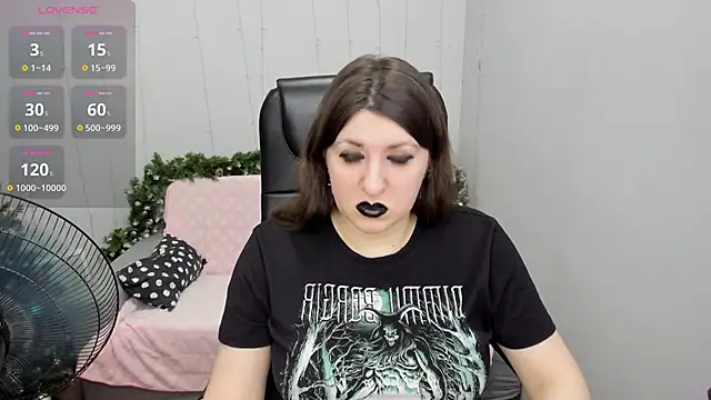 Black Black Rose online show from 12, 12, 2024