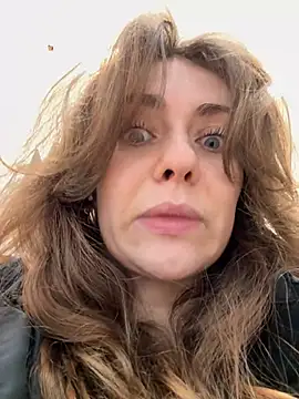 MariiD online show from 10, 1, 2025