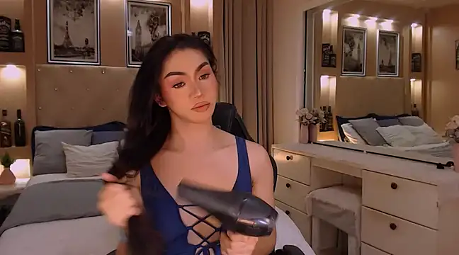 YOUR DREAMWIFE online show from 20, 3, 2025