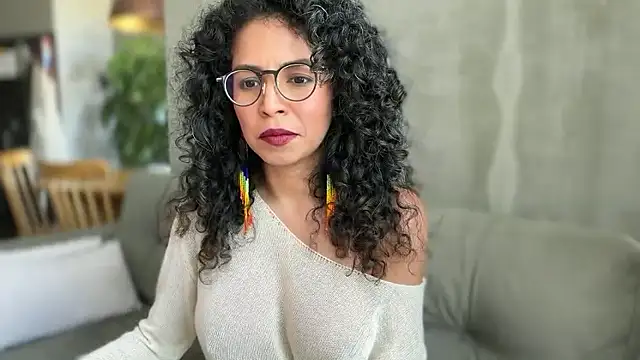 Snapshot of illaroom chatting on 12, 2, 2026 illaroom online show from 12, 2, 2026