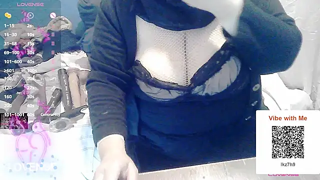 Snapshot of tatli_bela chatting on 5, 1, 2025 tatli bela online show from 5, 1, 2025