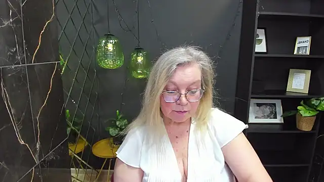NataliMellow online show from 12, 1, 2025