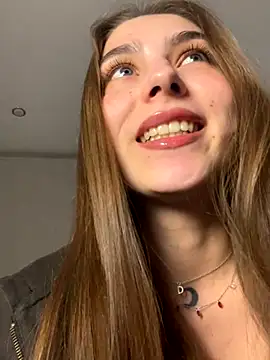 Snapshot of so_cutes chatting on 16, 11, 2025 so cutes online show from 16, 11, 2025