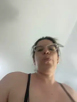 ashlymoon online show from 19, 12, 2024