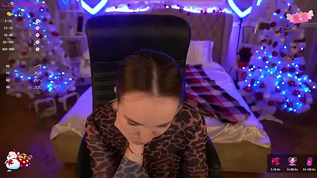 FoxyShy online show from 22, 12, 2024
