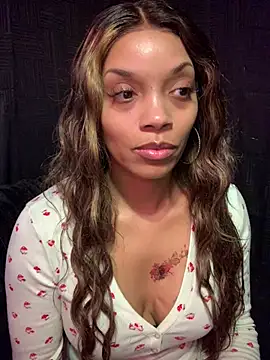 Rakiyahcharms online show from 18, 1, 2026