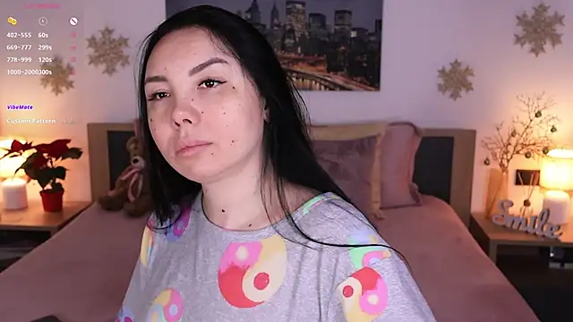 Snapshot of Leila__Sweet chatting on 20, 12, 2024 Leila Sweet online show from 20, 12, 2024