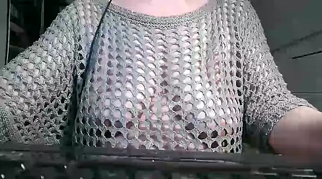 Snapshot of heidi60 chatting on 23, 2, 2025 heidi60 online show from 23, 2, 2025