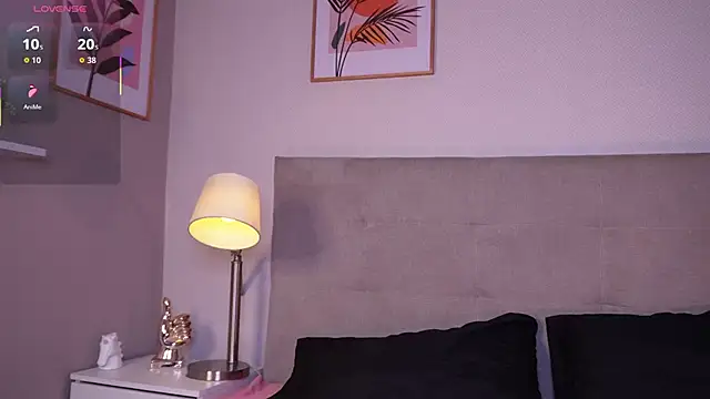 cinnamon afrodit online show from 29, 11, 2025