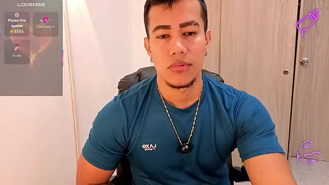 Snapshot of CRAZYBOYLOVE chatting on 13, 2, 2026 CRAZYBOYLOVE online show from 13, 2, 2026