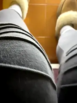 Snapshot of Wet-Pussycat chatting on 2, 12, 2025 Wet-Pussycat online show from 2, 12, 2025