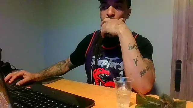 Snapshot of BigWayneBabyXXX chatting on 15, 3, 2026 BigWayneBabyXXX online show from 15, 3, 2026