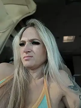 Snapshot of _Rapunzel_ chatting on 26, 2, 2025 Rapunzel online show from 26, 2, 2025