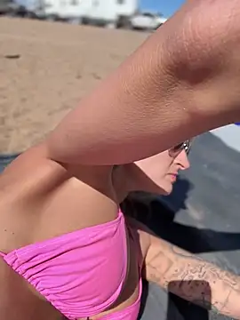 Snapshot of _Rapunzel_ chatting on 15, 3, 2025 Rapunzel online show from 15, 3, 2025