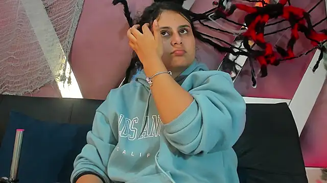 Snapshot of AbbyTaylorr chatting on 30, 10, 2025 AbbyTaylorr online show from 30, 10, 2025