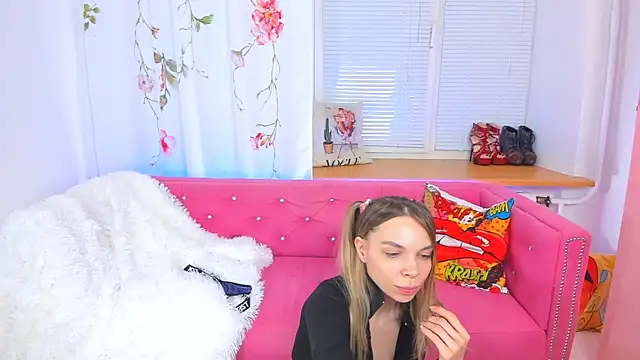 Snapshot of The_Deep_Passion chatting on 12, 3, 2025 The Deep Passion online show from 12, 3, 2025