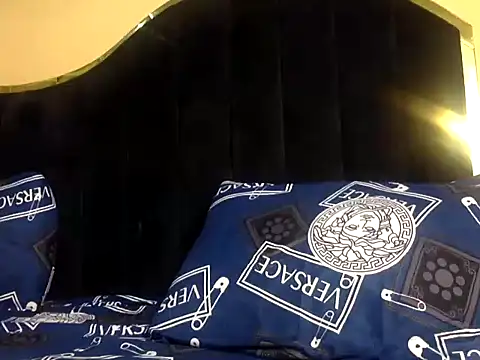 BOOTYBANGER24xx online show from 1, 2, 2026