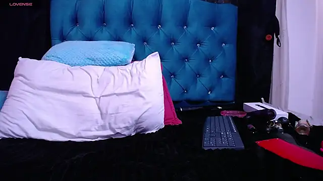 Snapshot of Jessi_Evans chatting on 21, 10, 2025 Jessi Evans online show from 21, 10, 2025