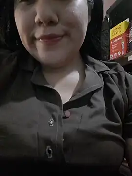 Snapshot of Kalani_Engel chatting on 9, 11, 2025 Kalani Engel online show from 9, 11, 2025