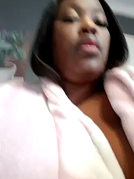 SWEETDOLLY29XX online show from 12, 10, 2025