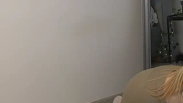 JuliaJuliette online show from 9, 2, 2025