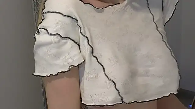 JuliaJuliette online show from 14, 2, 2025