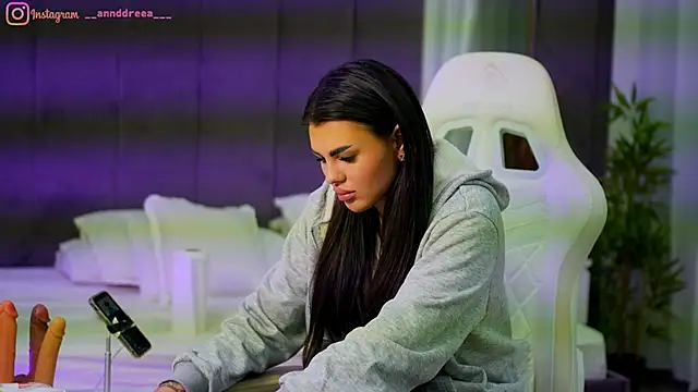 perfectt33n online show from 8, 10, 2025